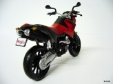 MAISTO 1:18 KTM 640 Duke II