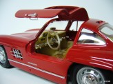 BBURAGO 1:18 Mercedes Benz 300 SL 1954