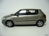 Abrex Škoda Fabia II 1:43