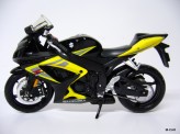 MAISTO 1:12 SUZUKI GSX-R 750