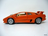 BBURAGO 1:18 Lamborghini Diablo