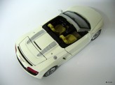 MAISTO 1:24 Audi R8 Spyder