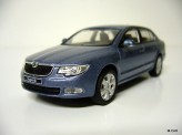 ABREX Škoda Superb II 1:43