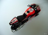 MAISTO 1:10 2011 Ducati Hayden