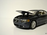 BBURAGO 1:24 Volvo C70 Coupé