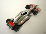 BBURAGO 1:32 2011 Vodafone McLaren Mercedes MP4-26 - Hamilton