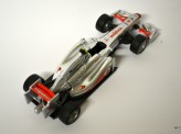 BBURAGO 1:32 2011 Vodafone McLaren Mercedes MP4-26 - Button