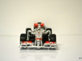 BBURAGO 1:32 2011 Vodafone McLaren Mercedes MP4-26 - Button