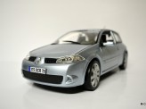 BBURAGO 1:18 Renault Megane Sport