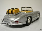 BBURAGO 1:18 Mercedes-Benz 300 SL Touring 1957