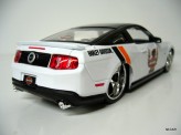 MAISTO 1:24 Ford Mustang GT 2006