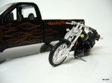 MAISTO 1:27 Ford F-350 Super Duty Pickup
