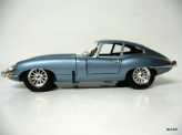 BBURAGO 1:18 Jaguar "E" Coupe 1961