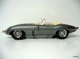 BBURAGO 1:18 Jaguar "E" Cabriolet 1961