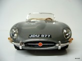 BBURAGO 1:18 Jaguar "E" Cabriolet 1961