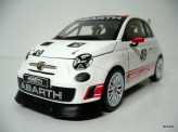 BBURAGO 1:24 Abarth 500