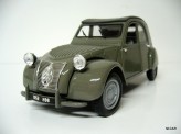 MAISTO 1:18 Citroën 2CV