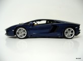 BBURAGO 1:18 Lamborghini Aventador LP 700-4