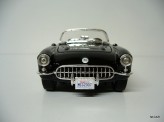 MAISTO 1:24 Chevrolet Corvette 1957