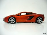 BBURAGO 1:24 McLaren MP4-12C