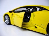 BBURAGO 1:18 Lamborghini Huracán LP 610-4