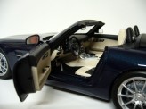 MINICHAMPS 1:18 Mercedes-Benz SLS AMG Roadster 2011