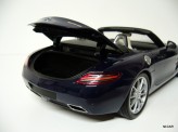 MINICHAMPS 1:18 Mercedes-Benz SLS AMG Roadster 2011