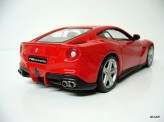 BBURAGO 1:24 Ferrari F12 Berlinetta