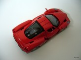 BBURAGO 1:24 Ferrari Enzo Ferrari