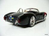 MAISTO 1:24 Shelby Cobra 427 1965