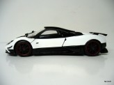 MOTOR MAX 1:18 PAGANI Zonda Cinque