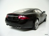 AUTOart 1:18 Jaguar XKR Coupe