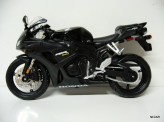 MAISTO 1:12 Honda CBR 1000 RR