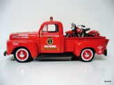 MAISTO 1:24 Ford F-1 Pickup 1948
