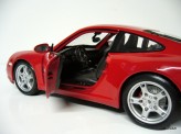 MAISTO 1:18 Porsche 911 Carrera S