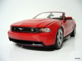 MAISTO 1:18 Ford Mustang GT 2010