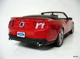 MAISTO 1:18 Ford Mustang GT 2010