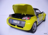 BBURAGO 1:18 Smart Roadster