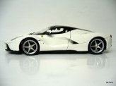 BBURAGO 1:18 Ferrari Laferrari