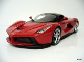 BBURAGO 1:18 Ferrari Laferrari