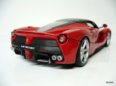 BBURAGO 1:18 Ferrari Laferrari