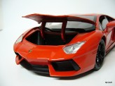 MOTOR MAX 1:18 Lamborghini Aventador LP700-4