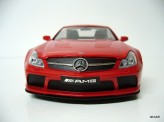 MOTOR MAX 1:18 Mercedes Benz SL65 AMG Black Series