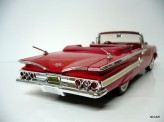 MOTOR MAX 1:18 Chevrolet Impala Cabrio 1960