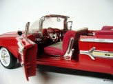 MOTOR MAX 1:18 Chevrolet Impala Cabrio 1960