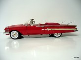 MOTOR MAX 1:18 Chevrolet Impala Cabrio 1960