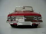 MOTOR MAX 1:18 Chevrolet Impala Cabrio 1960