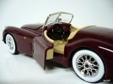 BBURAGO 1:24 Jaguar XK 120 Roadster