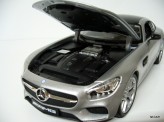 MAISTO 1:18 Mercedes Benz AMG GT