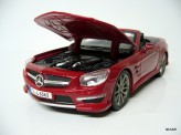 MAISTO 1:24 Mercedes Benz SL 63 AMG